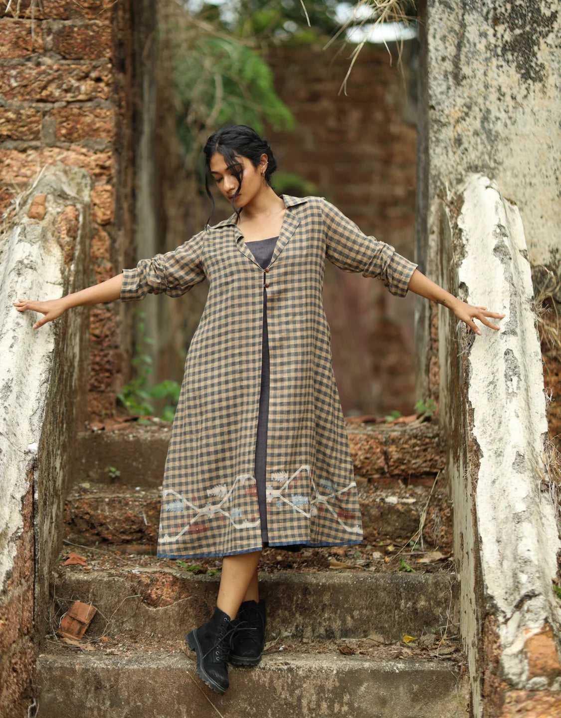Dhara Jamdani Cotton Calf-length Dress Tritva Dhara Jamdani Cotton Calf-length Dress Tritva