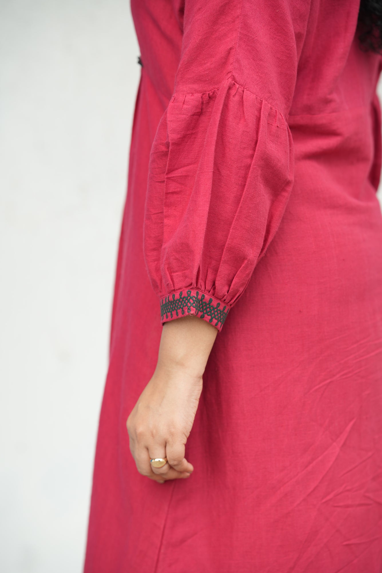 Urmi Cotton Linen V-cut Yoke Dress