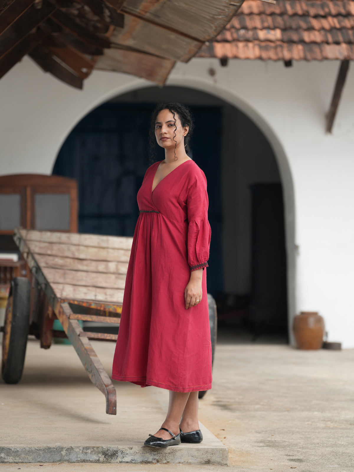 Urmi Cotton Linen V-Cut Yoke Dress